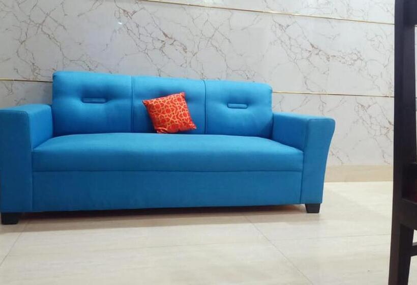 سوییت سوپریور, The Palm Suites , Incredible North East Tourism , Couples & Family