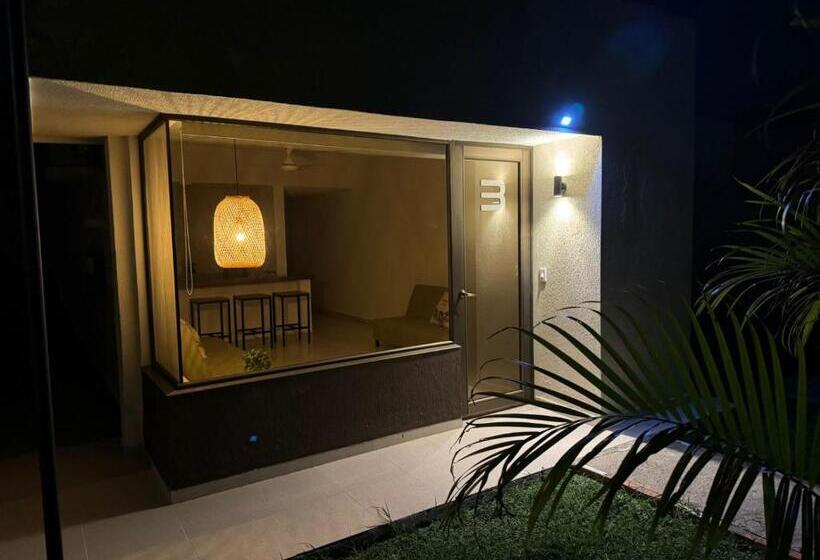 غرفة قياسية مع حمام خارجي, Tacaloa Inn Experience