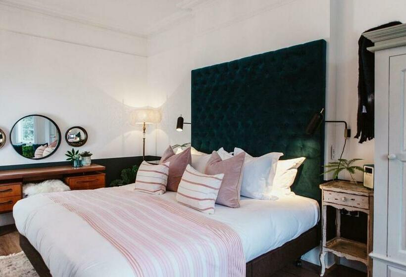 اتاق استاندارد, Highcliffe