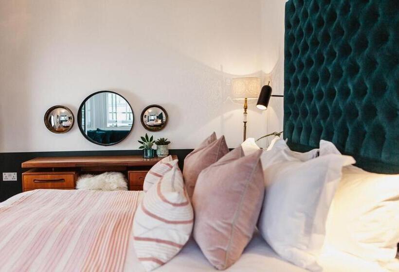 اتاق استاندارد, Highcliffe