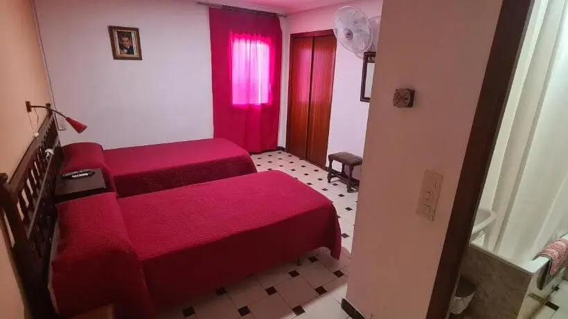 スタンダードルーム, Hostal El Molino