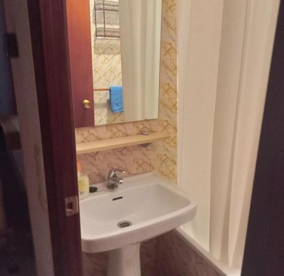 غرفة قياسية, Hostal El Molino