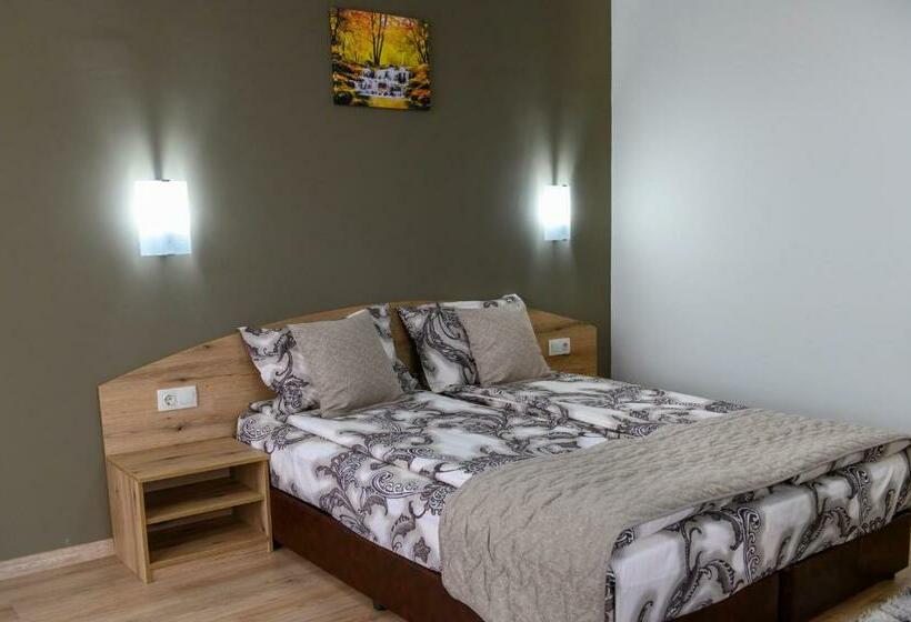 デラックスルーム, семеен хотел при вергил