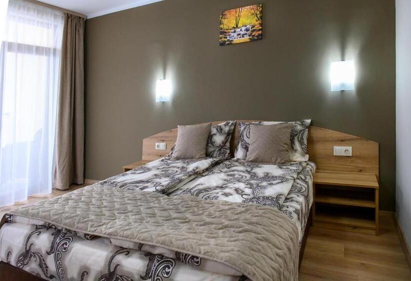 デラックスルーム, семеен хотел при вергил