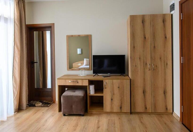 デラックスルーム, семеен хотел при вергил