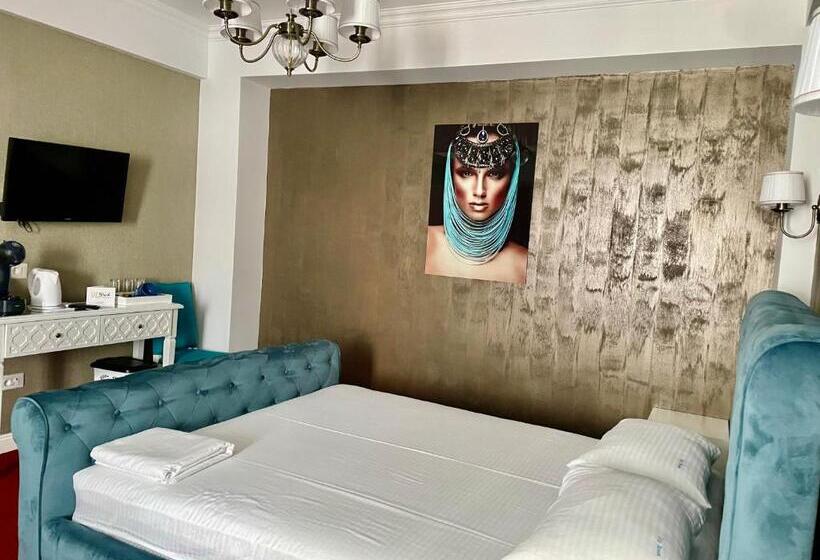 Семейный Номер, City Break