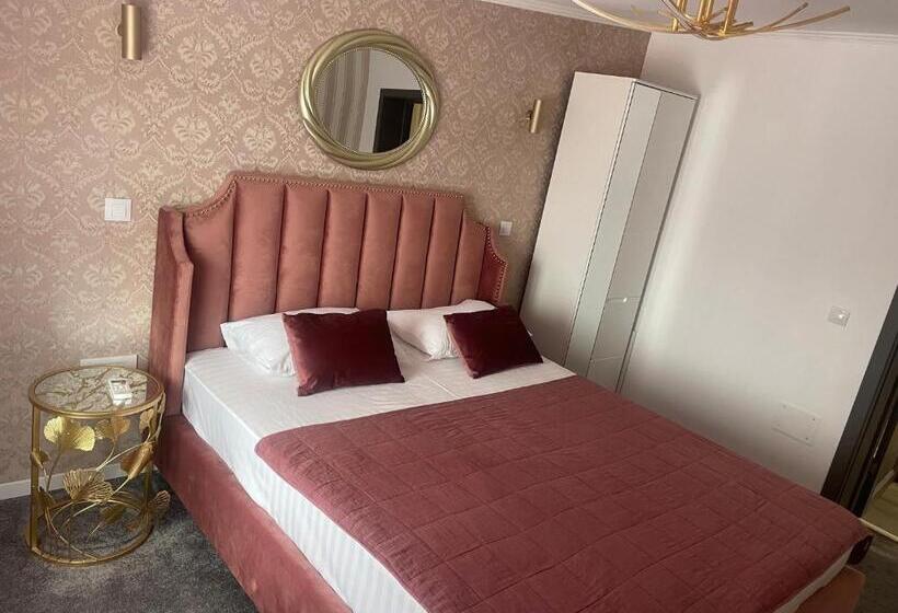 Апартаменты 2 Спальни, City Break