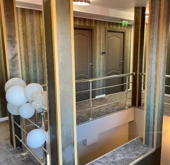 Апартаменты 2 Спальни, City Break