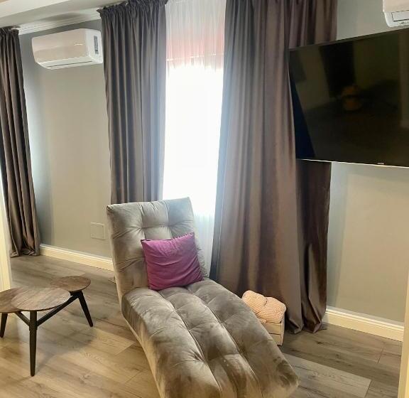 Апартаменты 2 Спальни, City Break