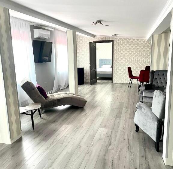 Апартаменты 2 Спальни, City Break