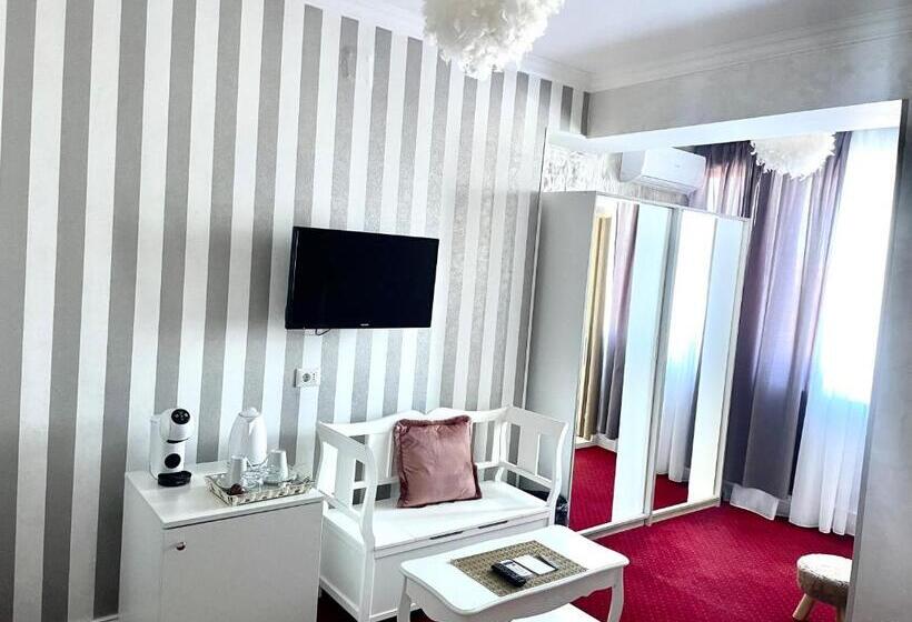 Номер Economy, City Break