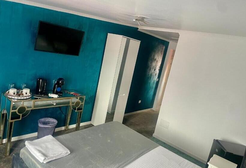 Номер Economy, City Break