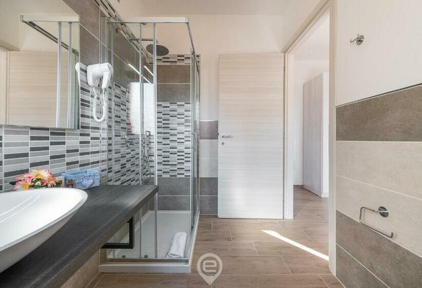 标准间, Villa Monica   Suites