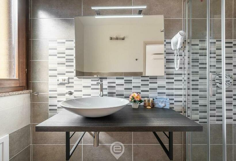 标准间, Villa Monica   Suites