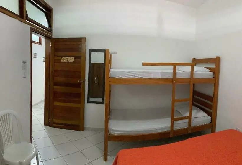 スタンダード4人部屋, Villa Nevada Hostel