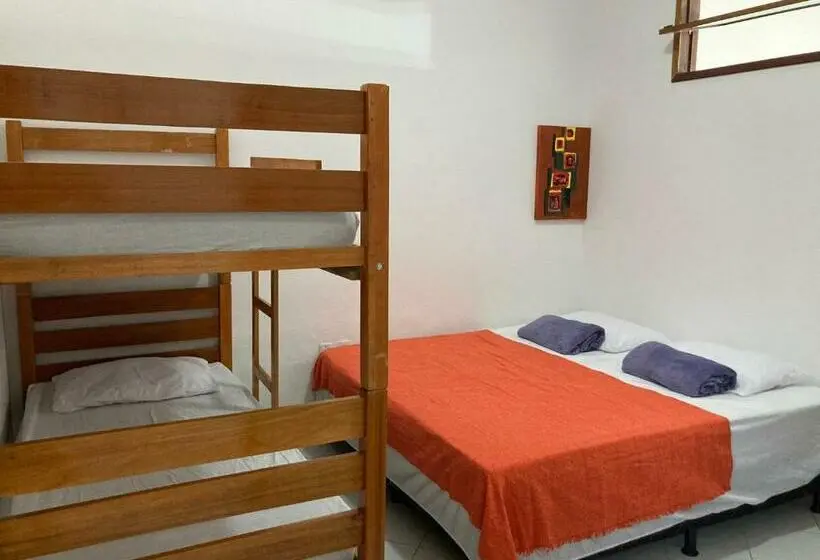 スタンダード4人部屋, Villa Nevada Hostel