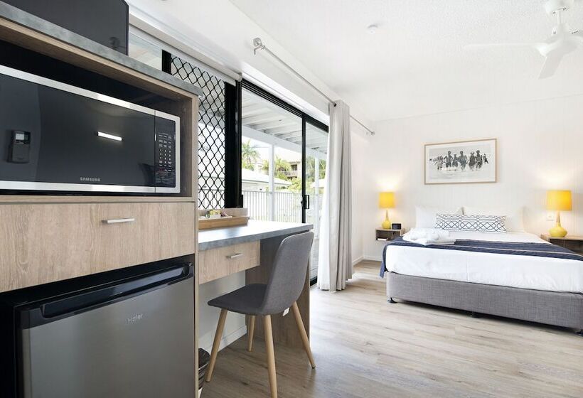 חדר משפחתי, Blue Heron Boutique Motel