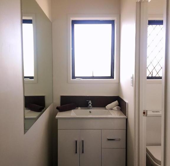 آپارتمان 1 خوابه, Grosvenor Motel