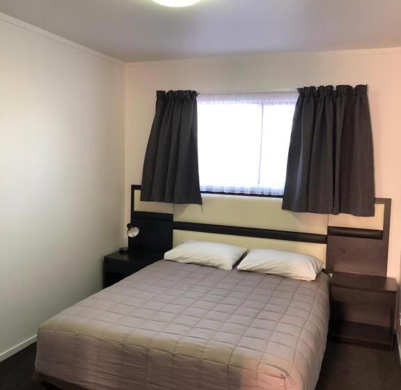 آپارتمان 1 خوابه, Grosvenor Motel