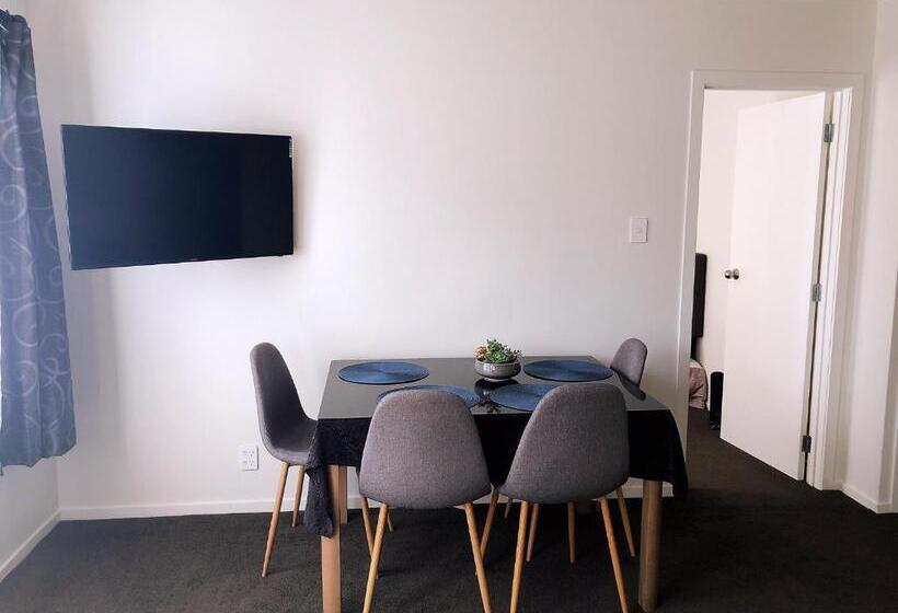 آپارتمان 2 خوابه, Grosvenor Motel