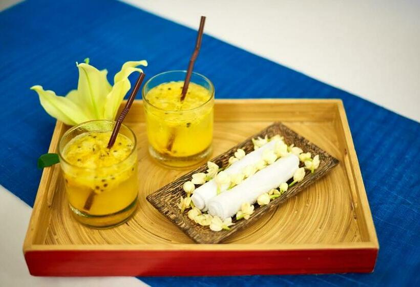 Standard Room, Blue Lime