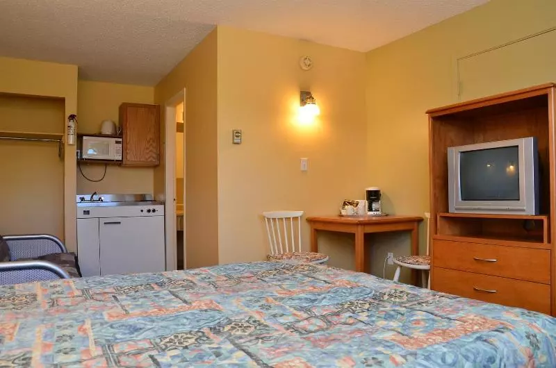 スタンダードルーム, Canadas Best Value Inn Kelowna