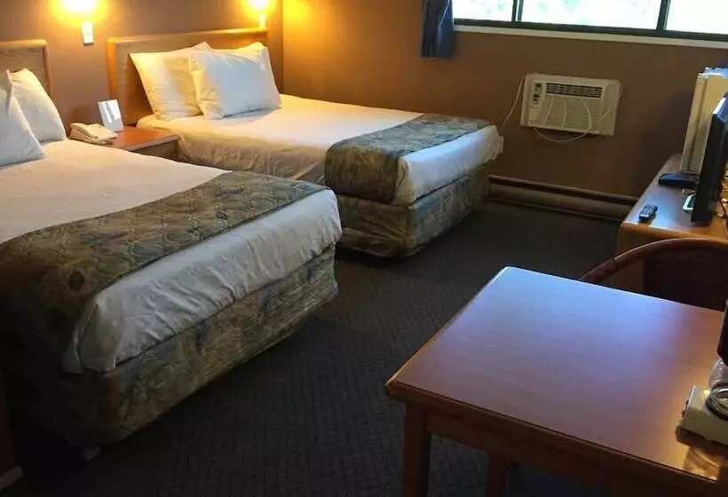 ２ダブルベッドのスタンダードルーム, Canadas Best Value Inn Kelowna