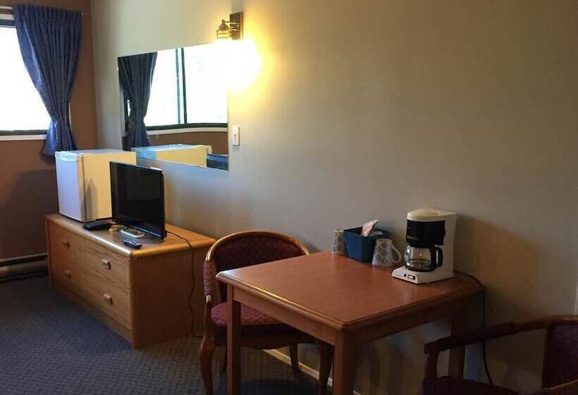 스탠다드 룸 더블 침대 2개, Canadas Best Value Inn Kelowna