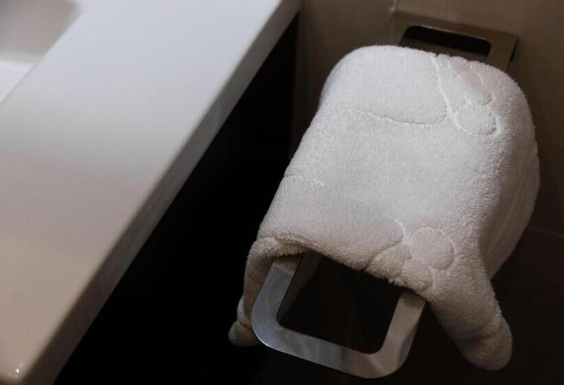 اتاق استاندارد, Chagala Aktau