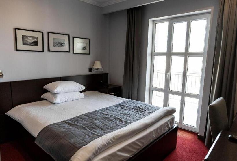 اتاق استاندارد, Chagala Aktau