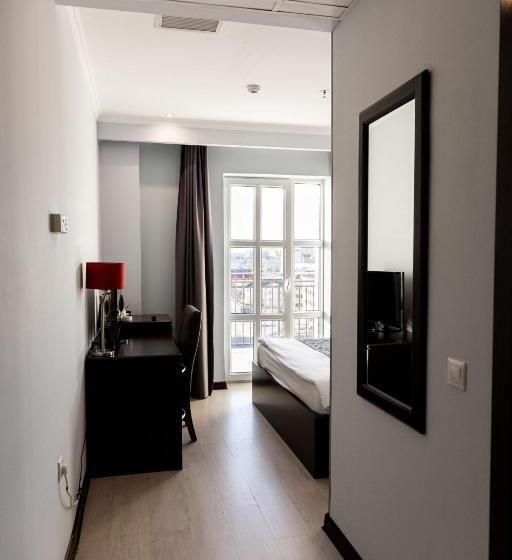 اتاق استاندارد, Chagala Aktau