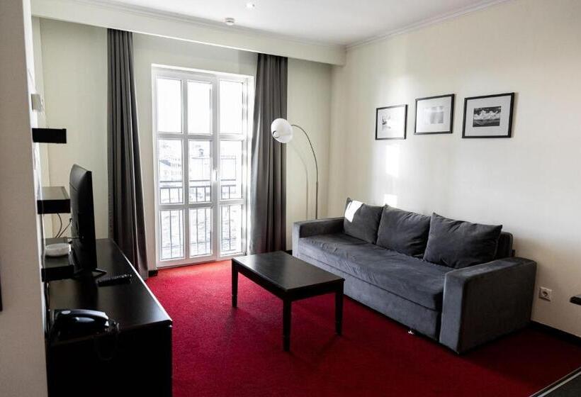 آپارتمان 1 خوابه, Chagala Aktau