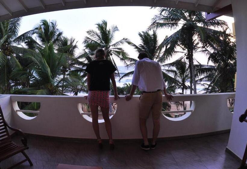 스탠다드 룸 킹사이즈 침대, Oasey Beach