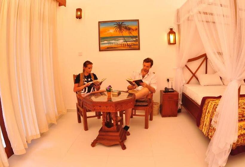 스탠다드 룸 킹사이즈 침대, Oasey Beach