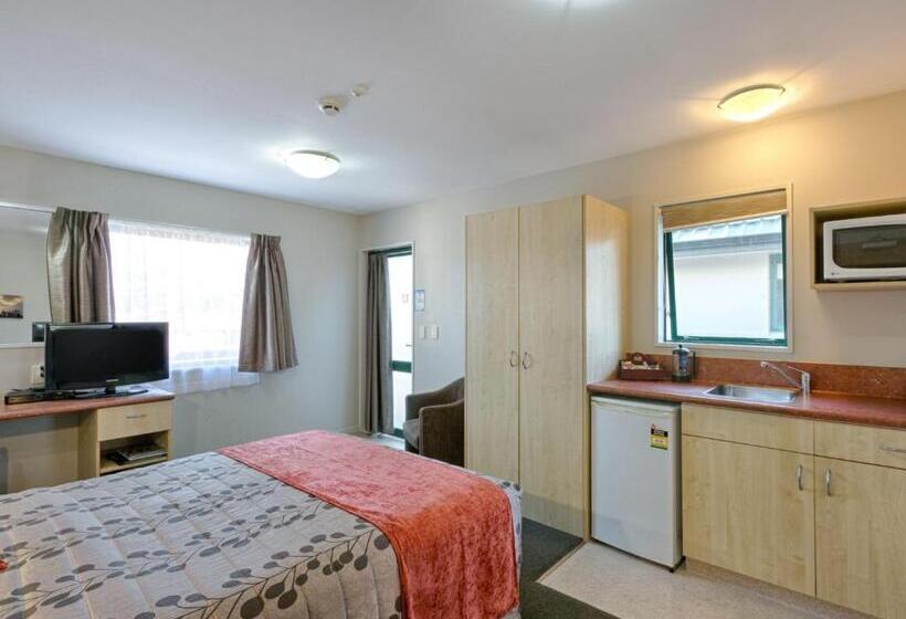 Студия Стандарт, Bella Vista Hanmer Springs