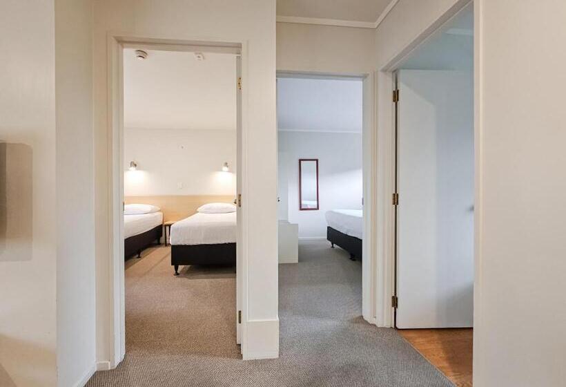 Семейные Апартаменты 3 Спальни, Captain Cook Motor Lodge