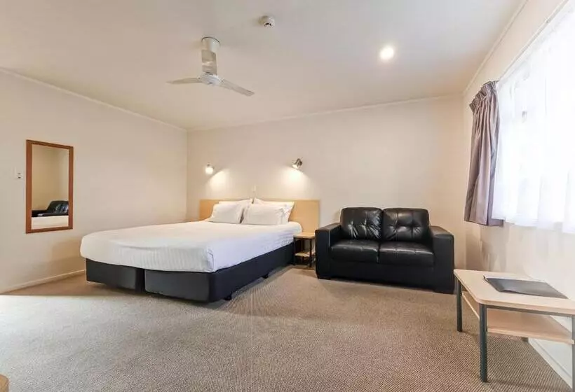 استودیو استاندارد با تخت کینگ, Captain Cook Motor Lodge