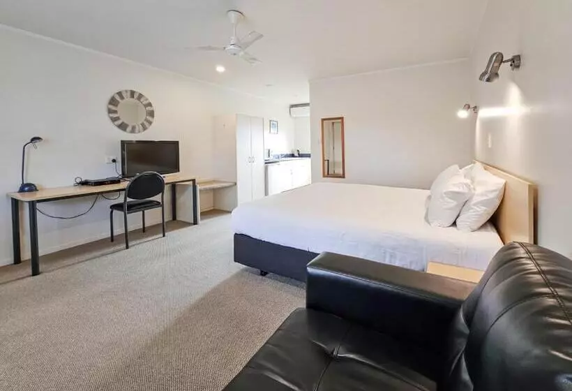 استودیو استاندارد با تخت کینگ, Captain Cook Motor Lodge