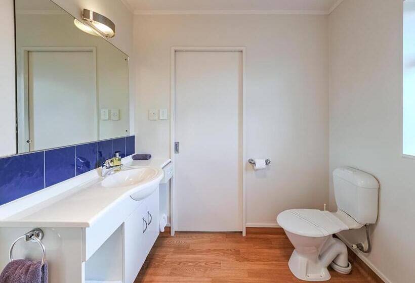 استودیو استاندارد با تخت کینگ, Captain Cook Motor Lodge