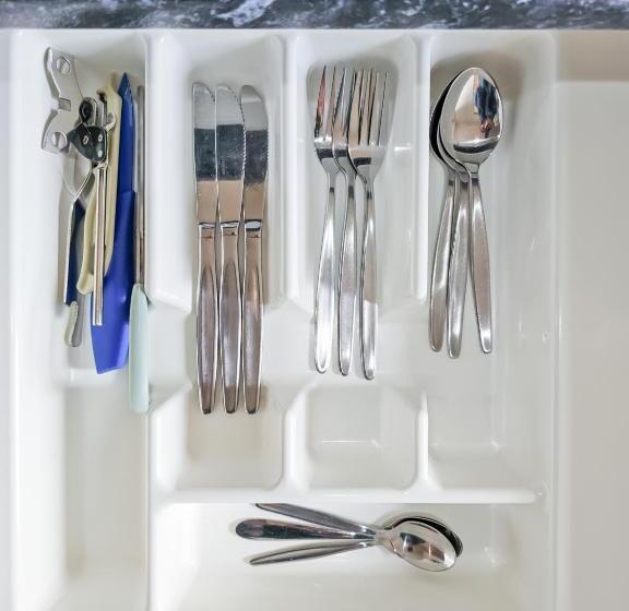 استودیو استاندارد با تخت کینگ, Captain Cook Motor Lodge