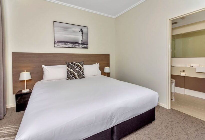 스위트, New Haus By Hougoumont Hotel, Former Bannister 22