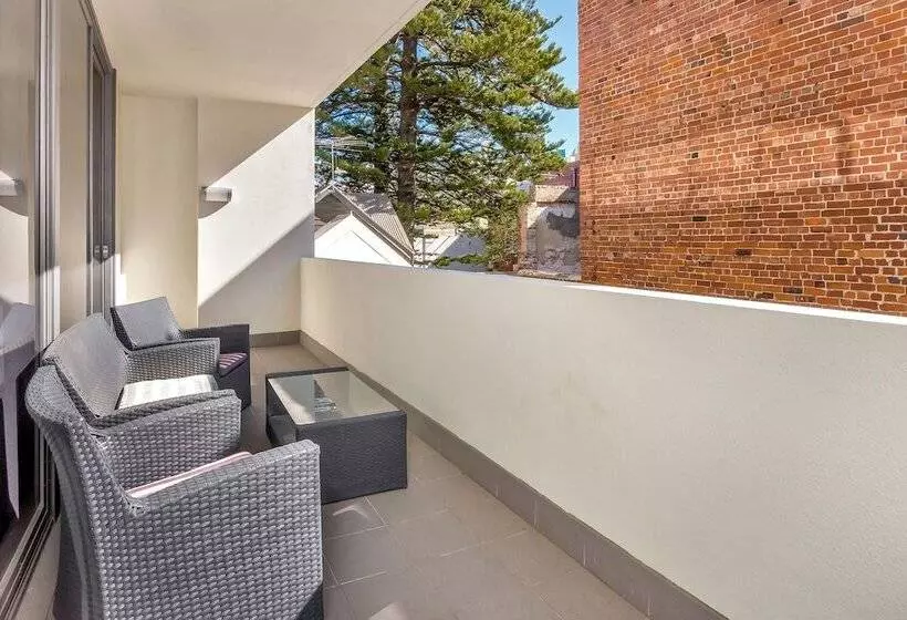 スイート, New Haus By Hougoumont Hotel, Former Bannister 22