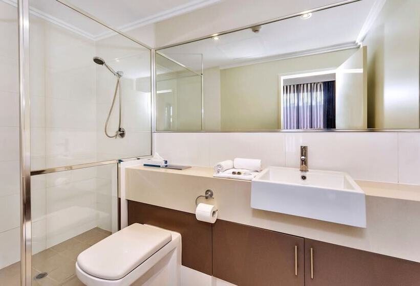 스위트, New Haus By Hougoumont Hotel, Former Bannister 22