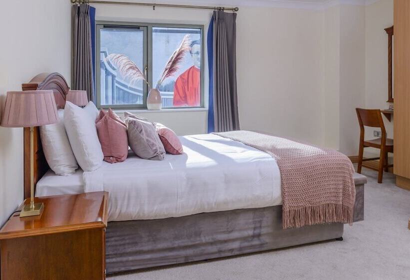 آپارتمان 2 خوابه, Park Place Apartments