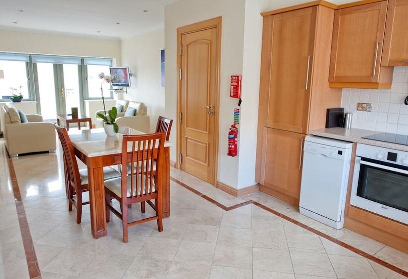 آپارتمان 1 خوابه, Park Place Apartments