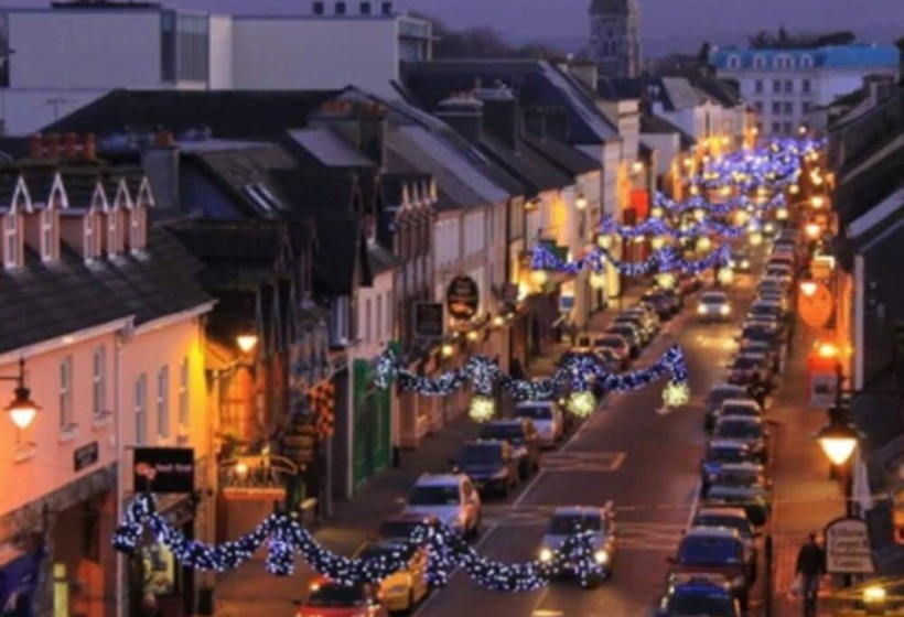 آپارتمان 2 خوابه, Park Place Apartments