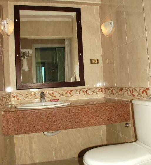 Deluxe room with river view, Philae Hotel Aswan