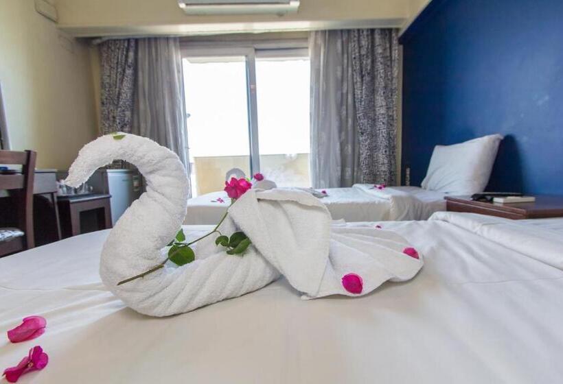 Deluxe room with river view, Philae Hotel Aswan