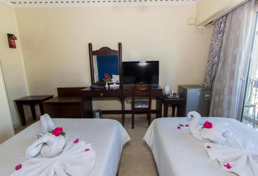 Deluxe room with river view, Philae Hotel Aswan