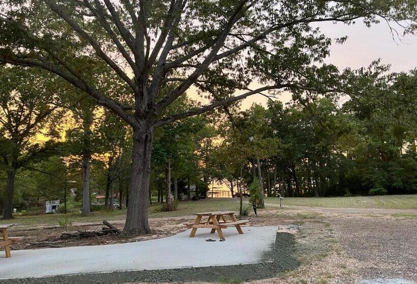 Номер Стандарт Вид на Озеро, Driftwood Inn And Lodge By The Lake